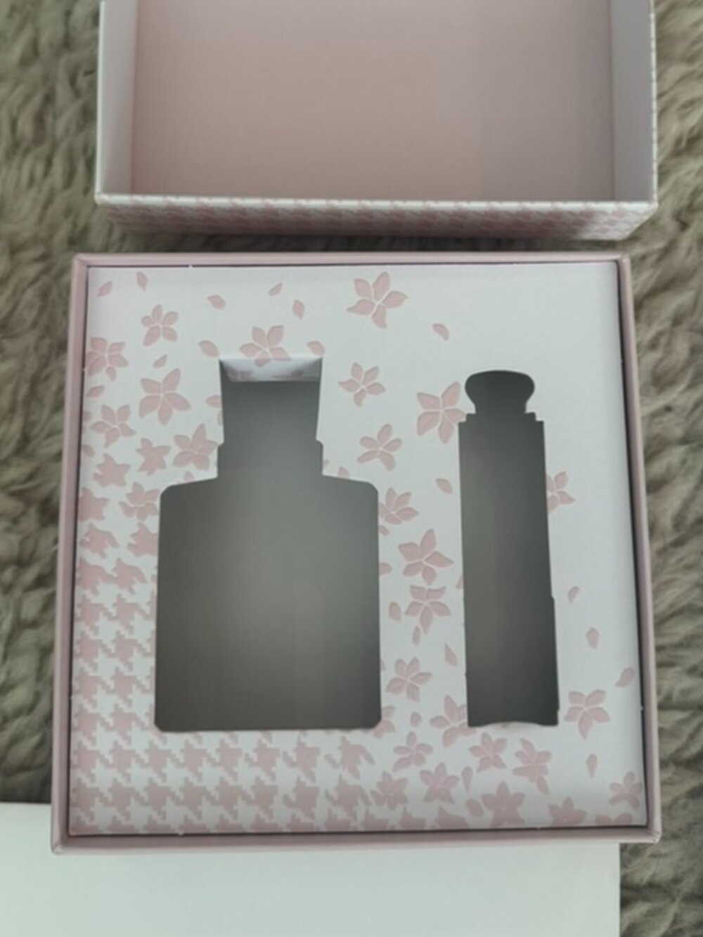 Bundle of Dior gift packaging - Picture 6 of 6